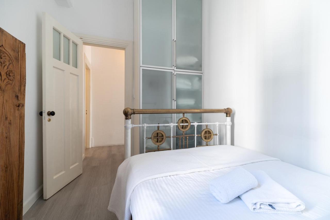 Apollonas Luxurious Apartments Atény Exteriér fotografie